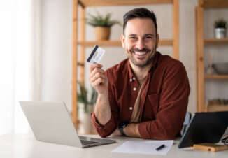 News: Is It Worth Paying an Annual Fee for a Credit Card? - Credit-Land.com