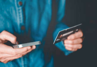 Research: Using credit cards to avoid falling prey to debt traps - Credit-Land.com