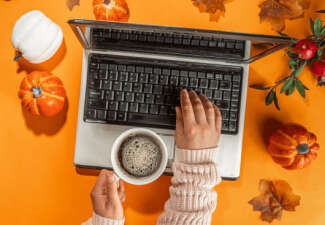 Research: Fall 2025: Best Rewards Credit Cards for Thanksgiving Shopping - Credit-Land.com