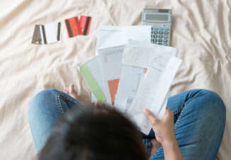Research: 5 habits that can get you a bad credit history - Credit-Land.com