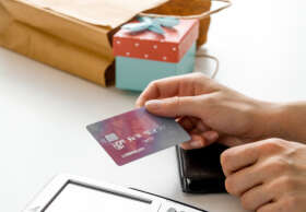 Research: Top 5 March 2023 rewards credit cards - Credit-Land.com