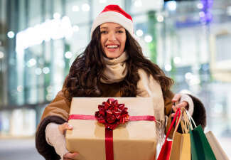 Research: Christmas Gift Ideas Guide 2025 - Credit-Land.com