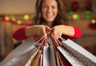 Research: Credit Cards Can Be Rewarding This Holiday Shopping Season - Credit-Land.com