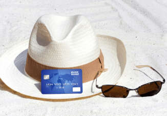 Research: The Advantage of Travelling with Credit Cards - Credit-Land.com