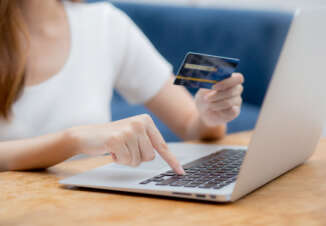 Research: Picking the right student credit cards - Credit-Land.com