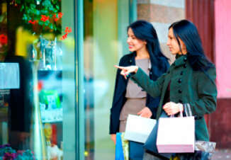 News: Brick-and-Mortar Retail Still Beats Online Shopping - Credit-Land.com