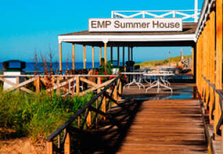 News: American Express Cardholders Get Special Perks in the Hamptons - Credit-Land.com